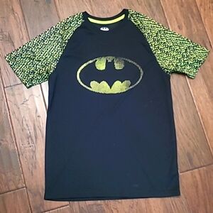 💥3for$12💥 Batman boy's shirt size XXL (18)